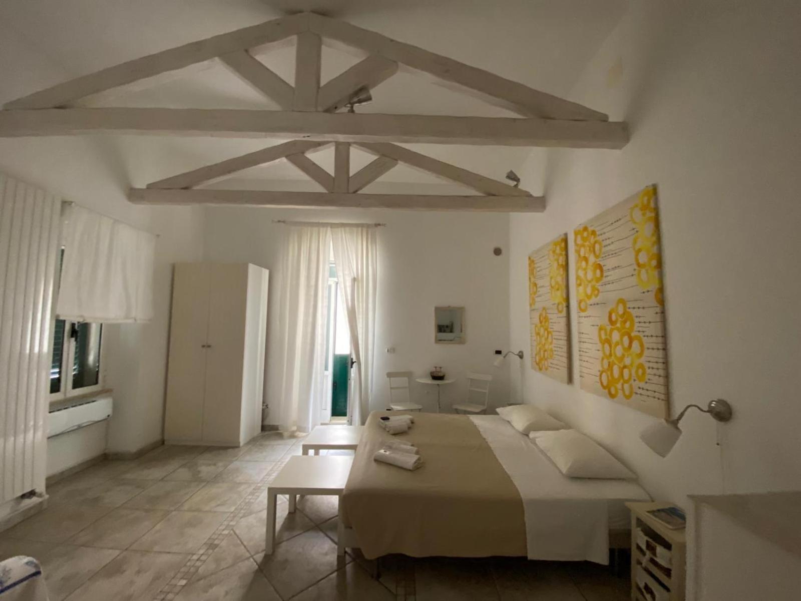 La Torre E Il Mare Rooms By Sthey Монополи Экстерьер фото