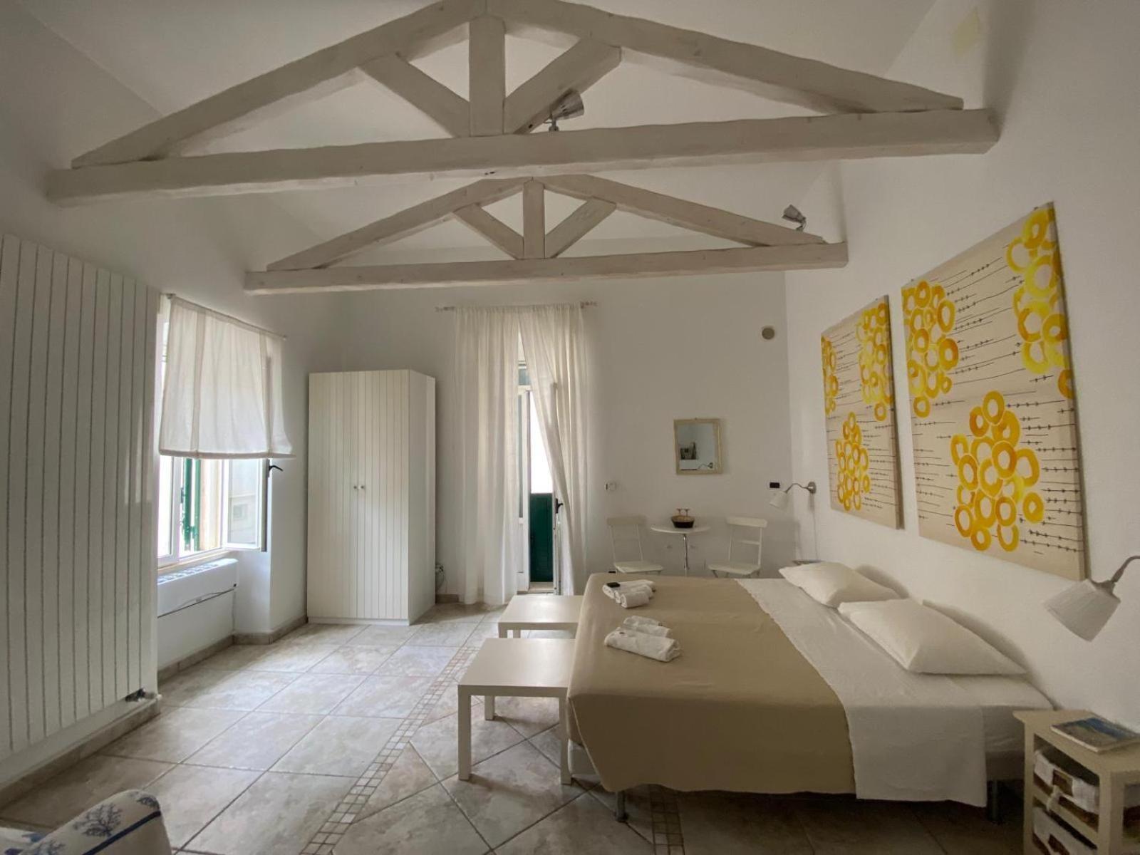 La Torre E Il Mare Rooms By Sthey Монополи Экстерьер фото