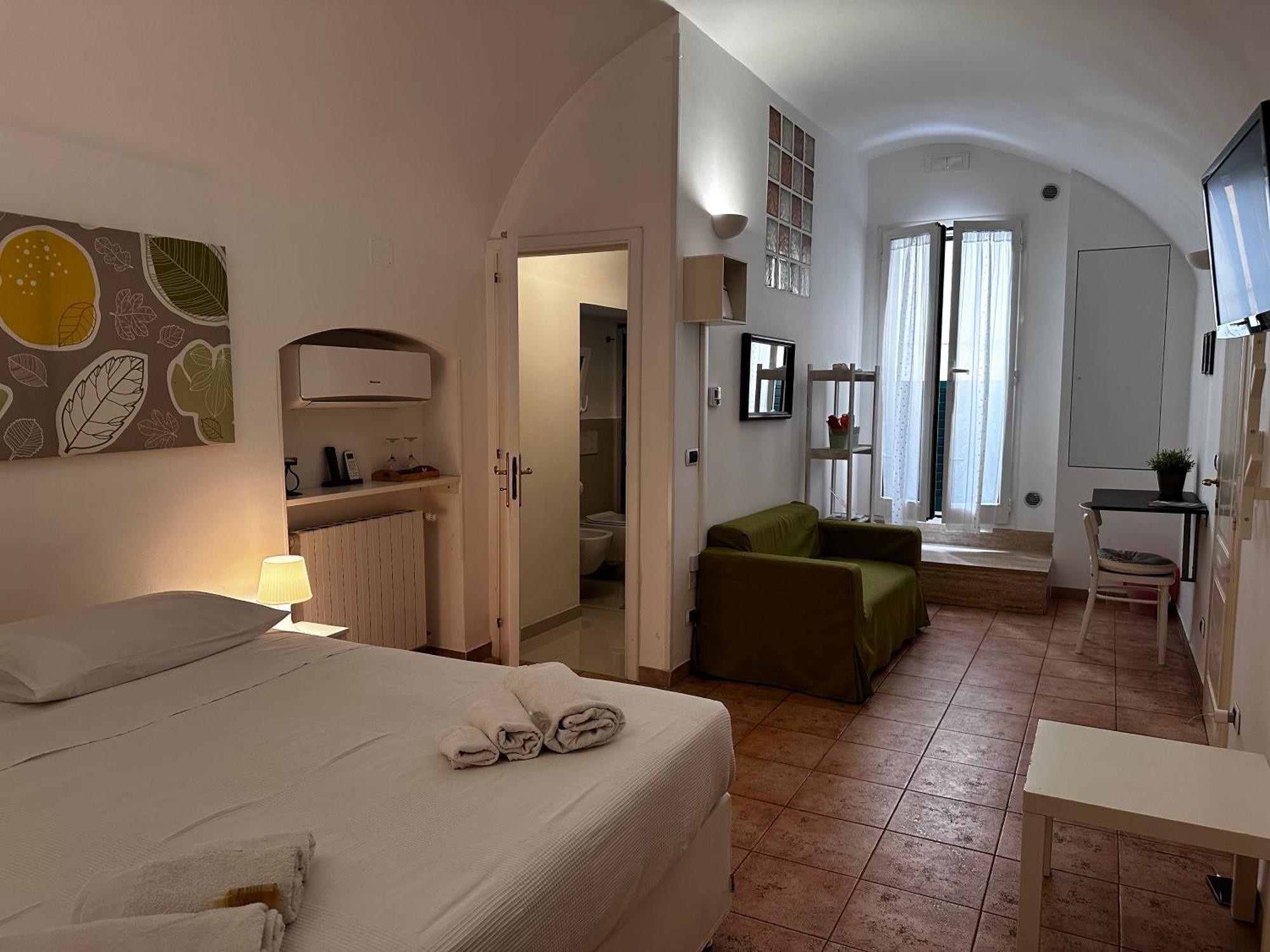 La Torre E Il Mare Rooms By Sthey Монополи Экстерьер фото