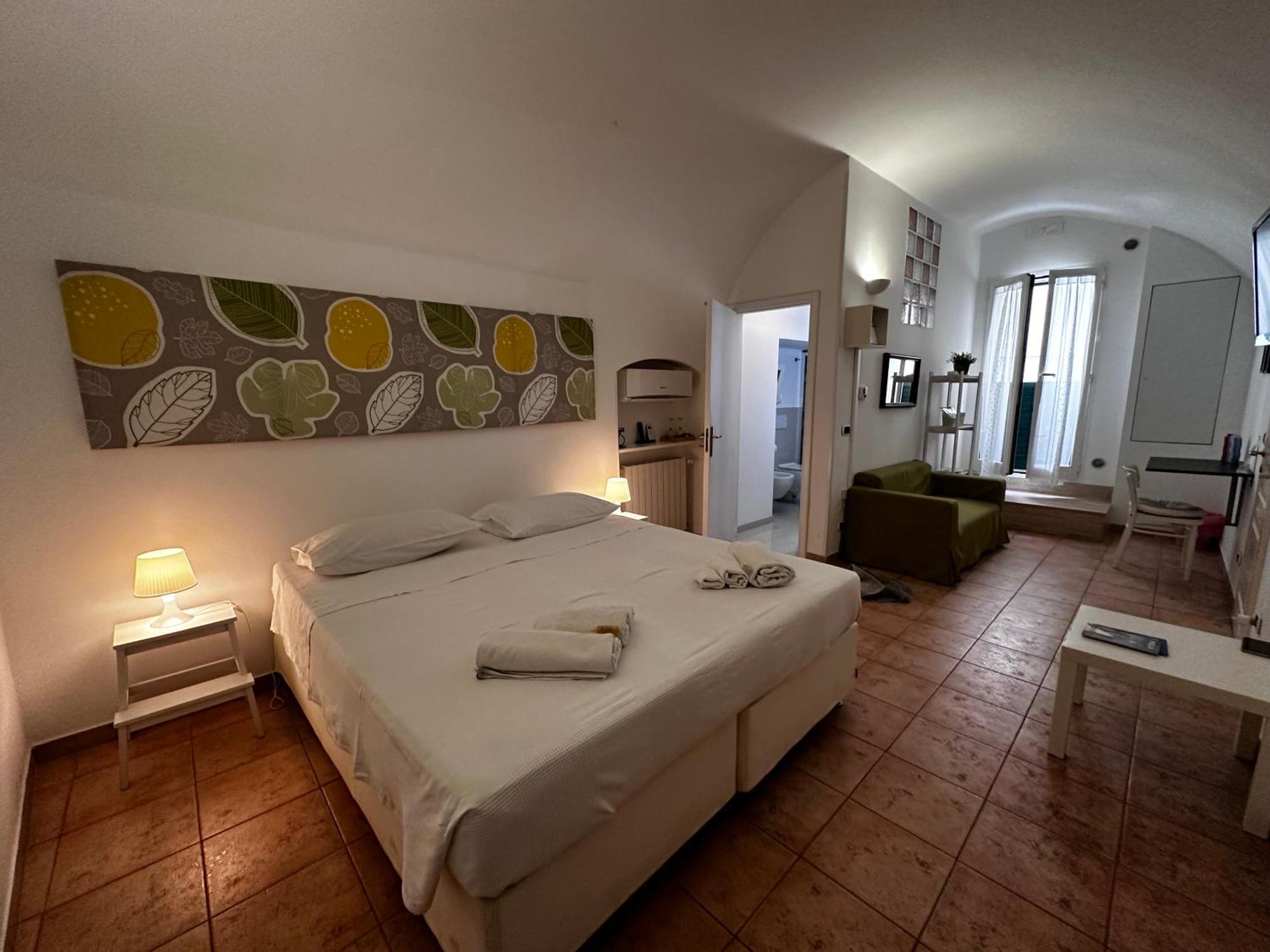 La Torre E Il Mare Rooms By Sthey Монополи Экстерьер фото